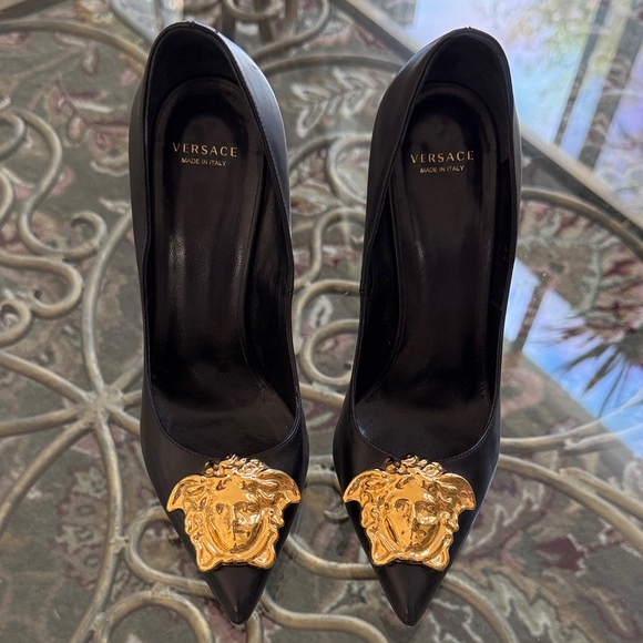 Versace 100% Authentic Black Pumps with Gold Medusa Accent - Picture 2 of 8